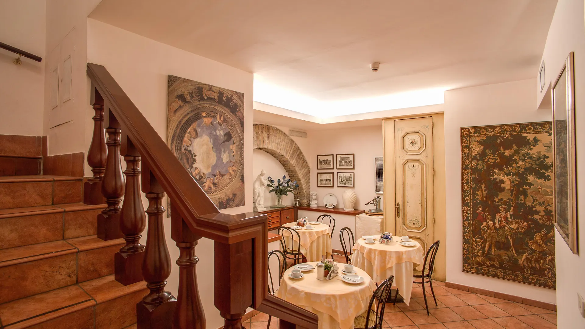 Hotel Corona Rome