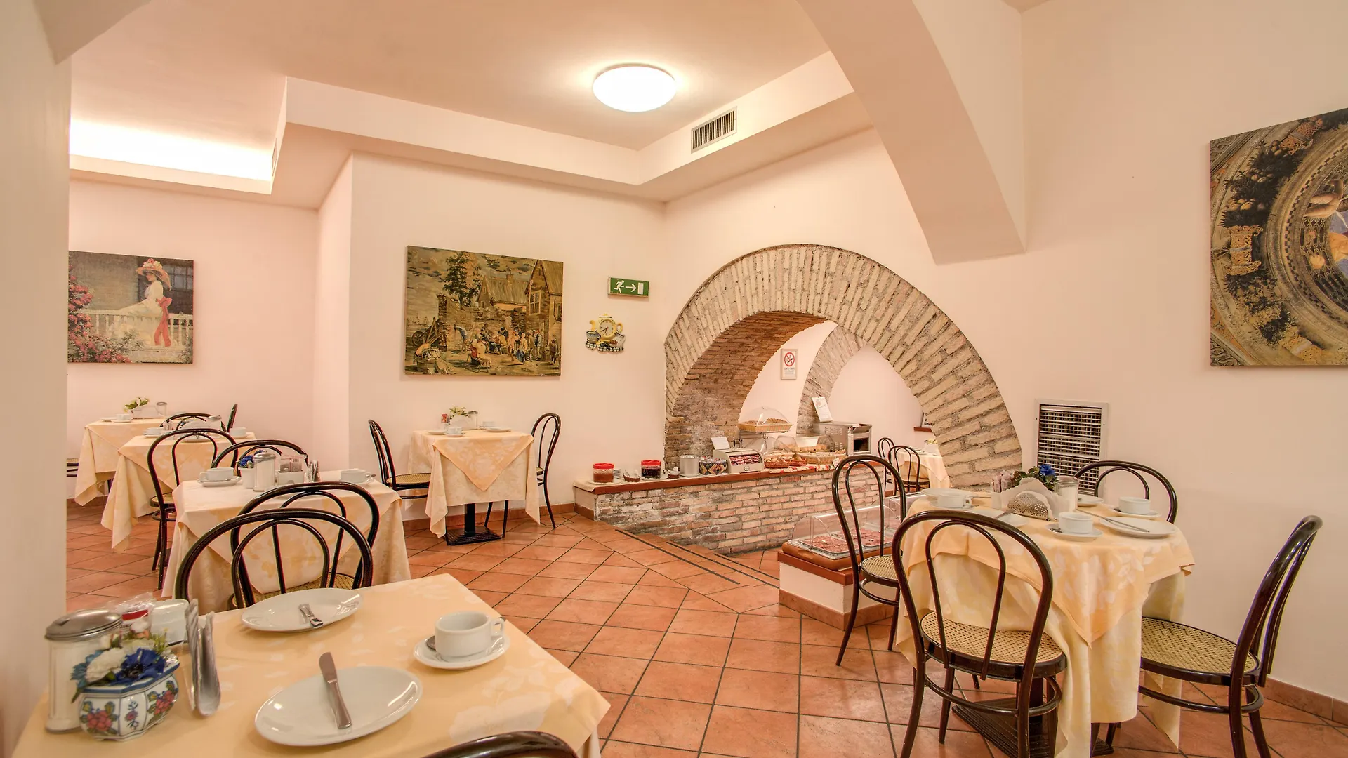 Hotel Corona Rome