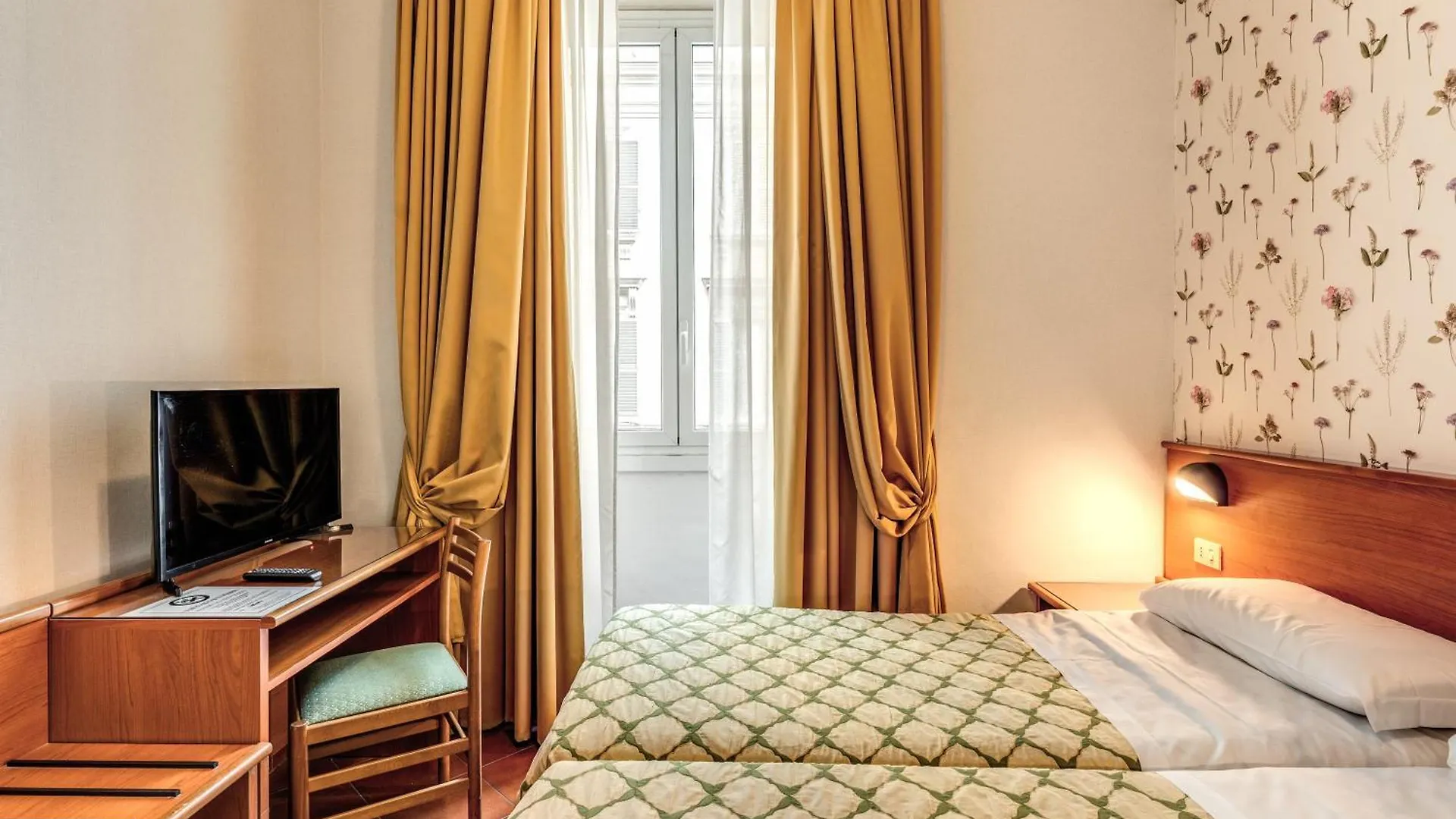 Hotel Corona Rome 3*,  Italie
